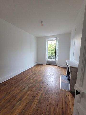 Appartement 1 pièces de 45 m² à Lyon 03
