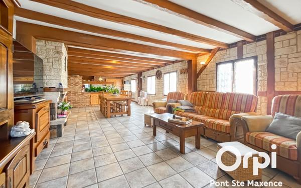 Maison à vendre    4 pièces • 218 m2 Pontpoint