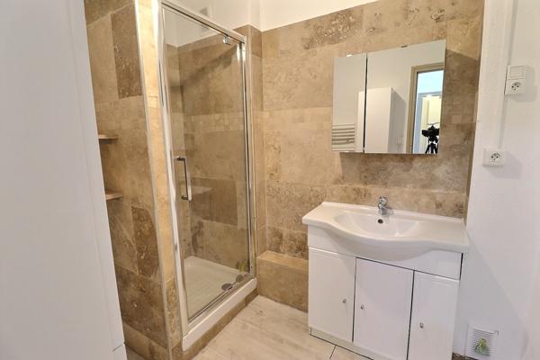 A VENDRE Entraigues-sur-la-sorgue Appartement 3 pièce(s)