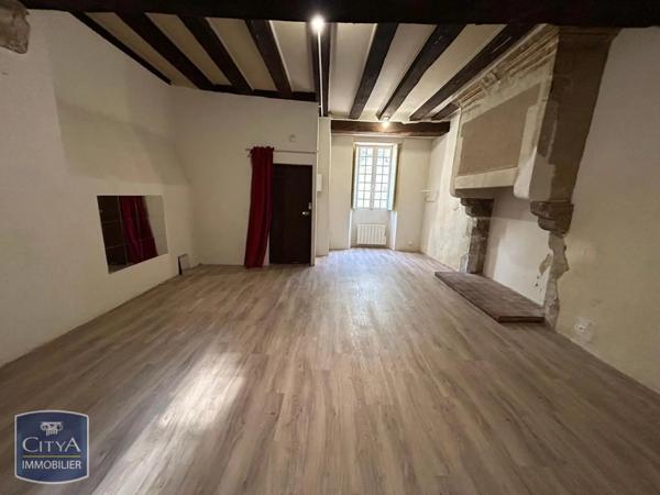 Appartement à louer 1 pièce 40.76m² Laval (53000)