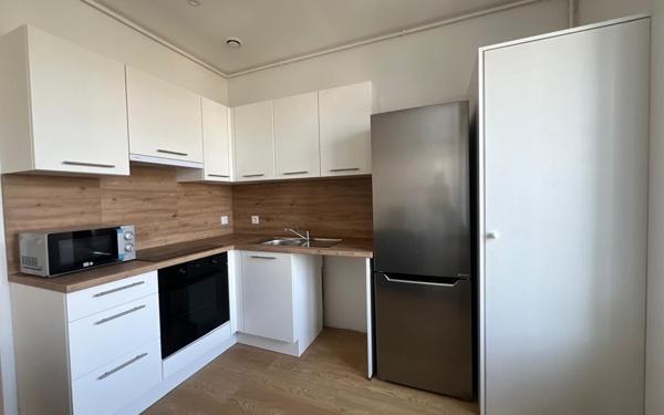 Appartement à louer    3 pièces • 54,38 m2 Saint-Étienne