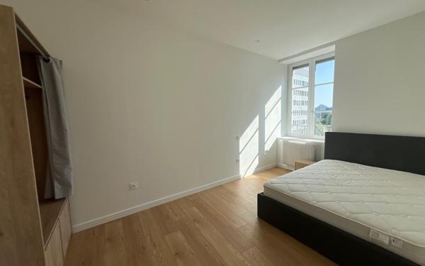 Appartement à louer    3 pièces • 54,38 m2 Saint-Étienne