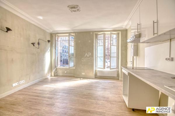 Versailles - Notre dame les prés - 2/3 piéces 37 m2 au rez de chausée avec cave €265 000 ** - Référence 27156