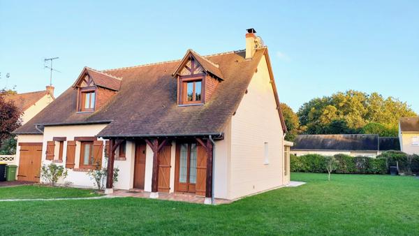 À vendre - Maison traditionnelle, 6 pièces située à Saint-Laurent-Nouan (41220)