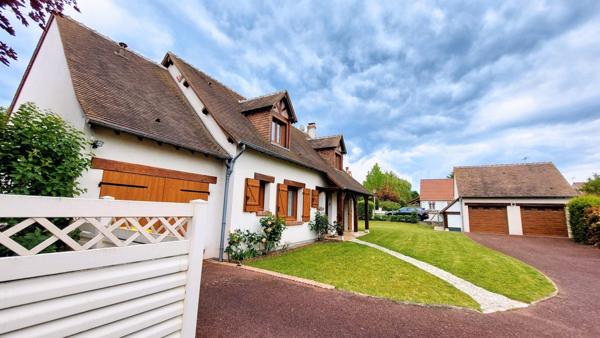 À vendre - Maison traditionnelle, 6 pièces située à Saint-Laurent-Nouan (41220)