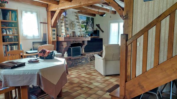 À vendre - Maison traditionnelle, 6 pièces située à Saint-Laurent-Nouan (41220)