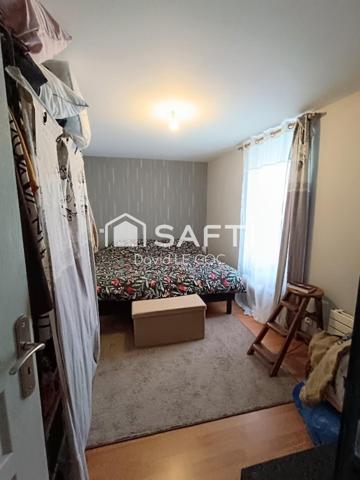 Concarneau hyper centre-ville tout à pied, port, plages, commerce, écoles.