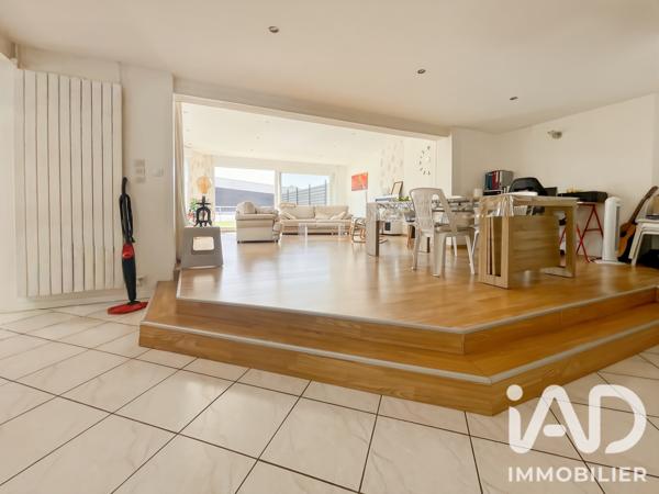 Maison à vendre 6 pièces 160 m² Saint-Quentin