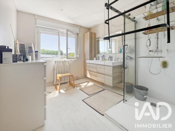 Maison à vendre 6 pièces 160 m² Saint-Quentin