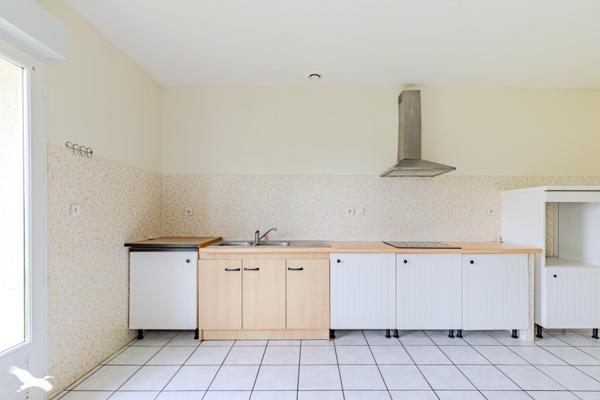Maison à vendre 182 000 € Lussac 4 p 110 m² DPE C