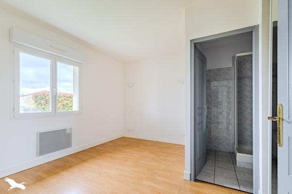 Maison à vendre 182 000 € Lussac 4 p 110 m² DPE C