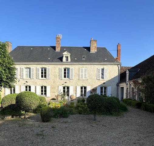 À vendre - Maison de maître, 12 pièces situé à Montoire-sur-le-Loir (41800)
