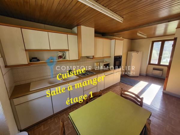 Maison 5 pièce(s) 4 chambre(s) 98 m²