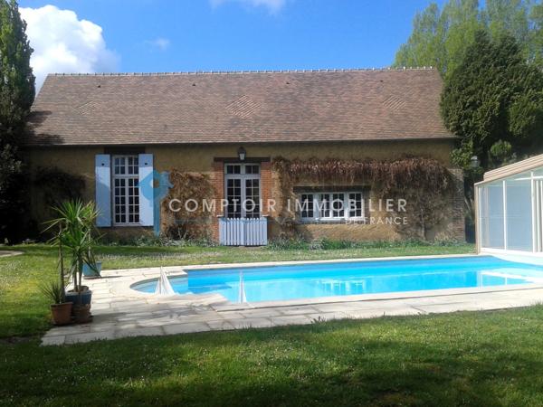 Propriete
                                                                                                                                                                                                                                                                                                                        12 pièce(s)                                                                                                                                                                                                          8 chambre(s)                                                                                                                                                                                                          355  m²
