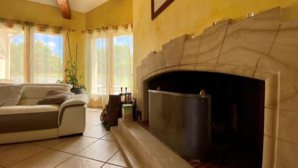 MAISON TYPE 7 - VOUNEUIL SOUS BIARD Vouneuil-sous-Biard (86580)