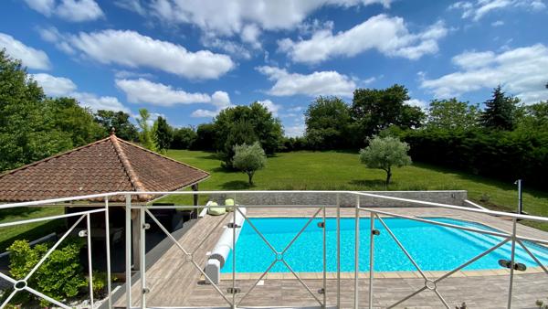 MAISON TYPE 7 - VOUNEUIL SOUS BIARD Vouneuil-sous-Biard (86580)