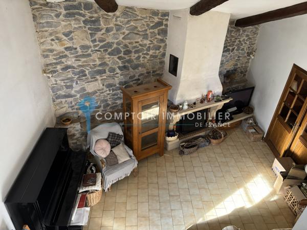 Maison de village
                                                                                                                                                                                                                                                                                                                        4 pièce(s)                                                                                                                                                                                                          3 chambre(s)                                                                                                                                                                                                          120  m²