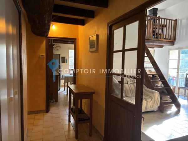 Maison de village
                                                                                                                                                                                                                                                                                                                        4 pièce(s)                                                                                                                                                                                                          3 chambre(s)                                                                                                                                                                                                          120  m²