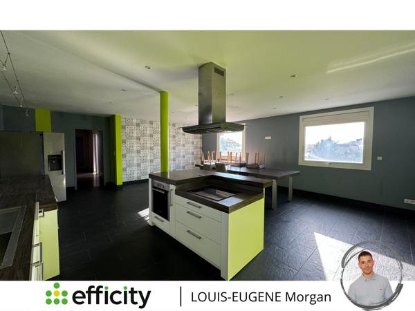 Immeuble 20 pièces - 553 m²