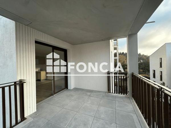 Location Appartement 4 pièces 80.68 m² - 7 RUE ANNE FRANCK Floirac 33270