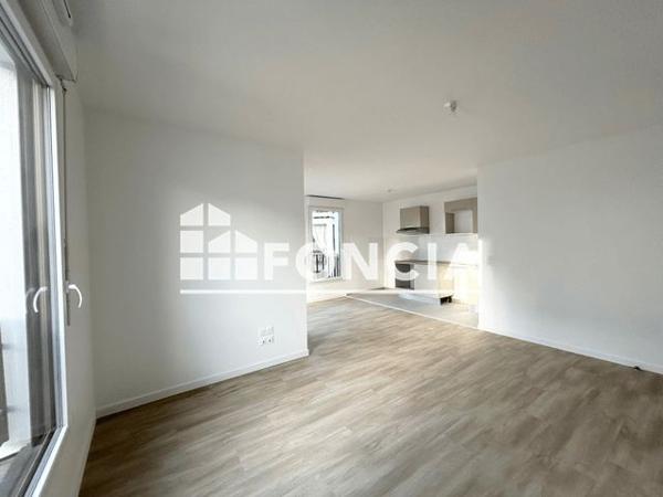 Location Appartement 4 pièces 80.68 m² - 7 RUE ANNE FRANCK Floirac 33270