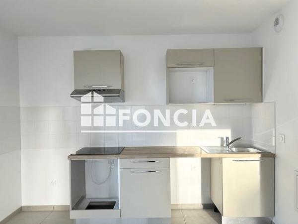 Location Appartement 4 pièces 80.68 m² - 7 RUE ANNE FRANCK Floirac 33270