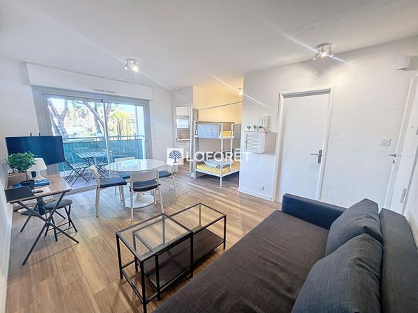 Location appartement près de CAGNES SUR MER - 1 pièce(s) - 30 m² - 800 €/mois