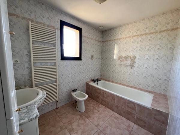 Maison à vendre quatre chambres Cognac(16)