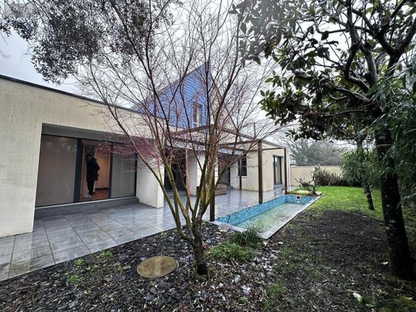 Maison à vendre à Vannes dans le Morbihan (56000), ref : 56003-1404