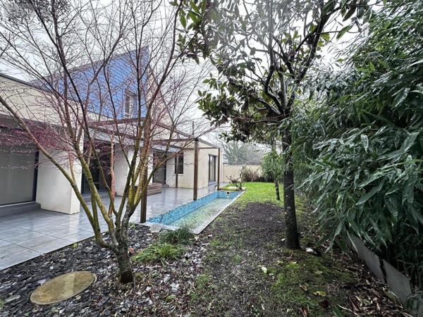 Maison à vendre à Vannes dans le Morbihan (56000), ref : 56003-1404