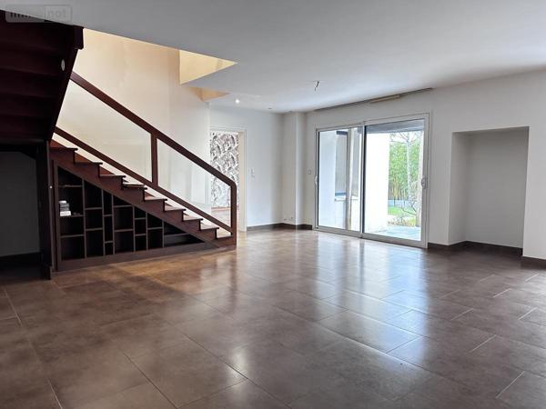 Maison à vendre à Vannes dans le Morbihan (56000), ref : 56003-1404