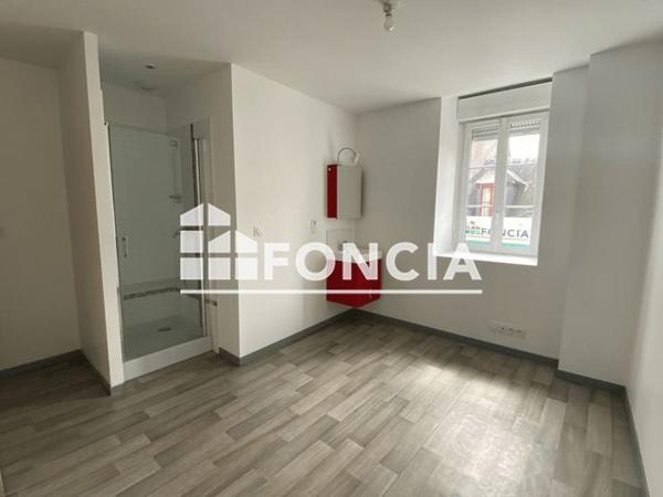 Location Appartement 3 pièces 31.8 m² - 16 RUE REVEREND PERE DE FOUCAULT Lourdes 65100