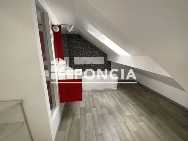 Location Appartement 3 pièces 31.8 m² - 16 RUE REVEREND PERE DE FOUCAULT Lourdes 65100