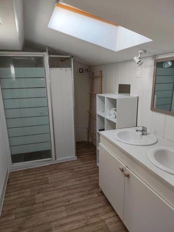 Dpt Charente (16), à vendre JULIENNE maison P5