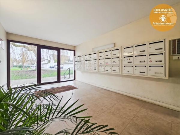 Vente                                                      Appartement
                        
                     2 pièces                      27 m2                     à Mennecy