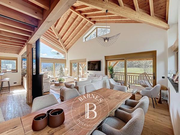 Morzine, Chalet 7 Chambres -  289 m² à vendre