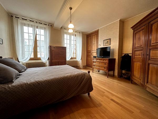 Maison Villeblevin 173m2 avec dépendances