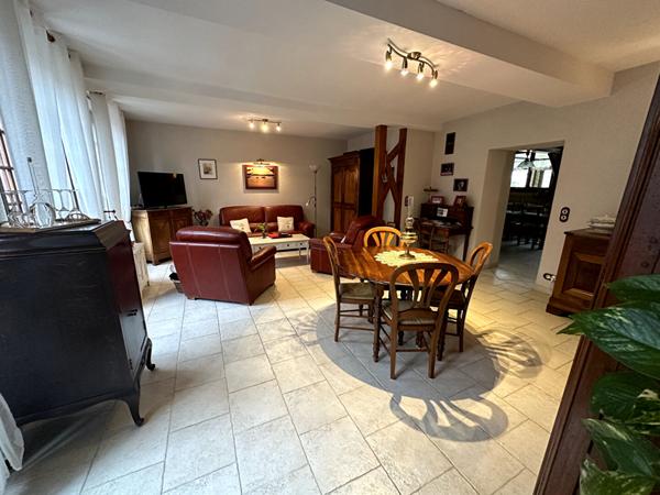 Maison Villeblevin 173m2 avec dépendances