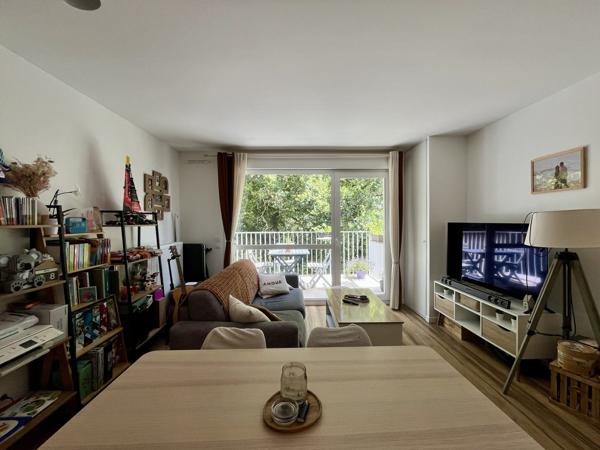 À VENDRE – Superbe T2 neuf de 47 m² avec parking