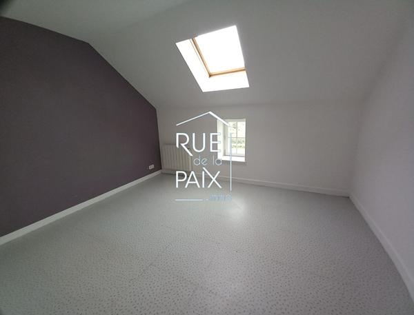 79600 LOUIN Maison Louin 98 m2