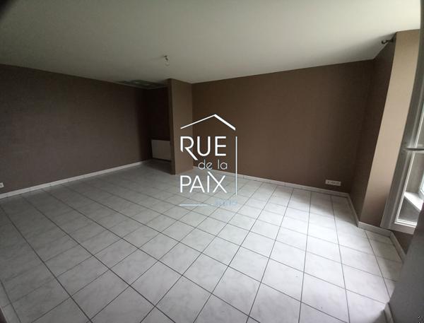 79600 LOUIN Maison Louin 98 m2