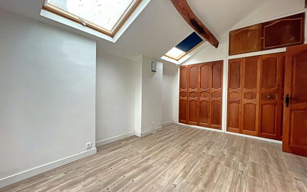 Maison à vendre    4 pièces • 74 m2 Bures-sur-Yvette