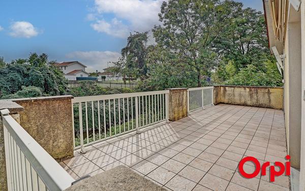 Maison à vendre    5 pièces •  Bourgoin-Jallieu