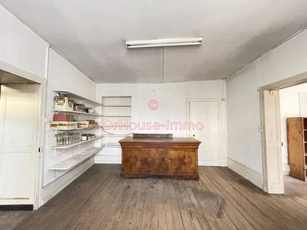 Immeuble à vendre 9 pièces de 310 m²