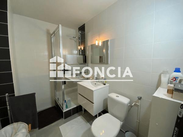 Location Appartement 2 pièces 37.6 m² - 16 AVENUE FRANCIS BOUET Cholet 49300