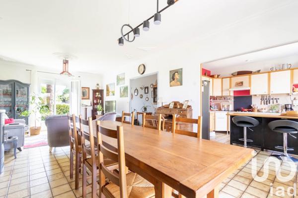 Maison 4 pièces de 97 m² à Le Pellerin (44640)