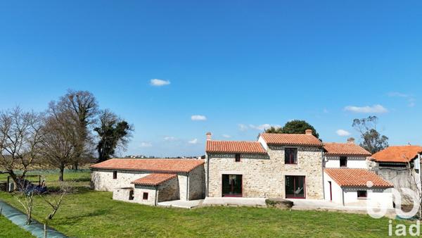 Maison à vendre 8 pièces 200 m² Aigrefeuille-sur-Maine