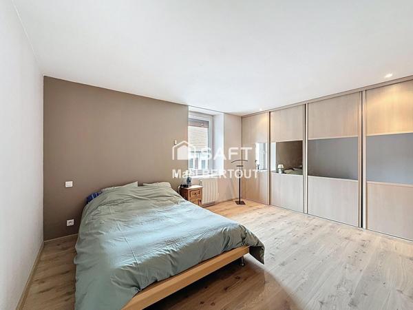 Maison spacieuse à Corbonod, un potentiel unique à saisir!