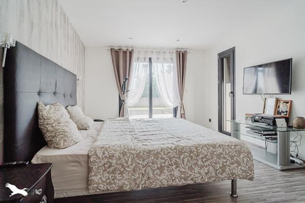 Maison à vendre |  Brignais |  6 pièces | 220 m²