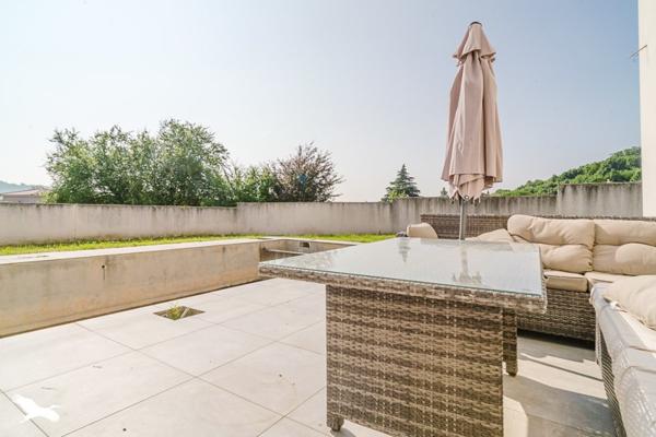 Maison à vendre |  Brignais |  6 pièces | 220 m²